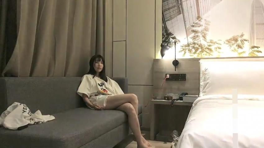 【糖心探花】- 约炮苗条小妹
